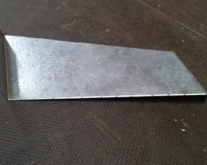 Auxiliary support gearmotor breeder hopper